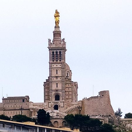 T2 Vue Sur La Basilique De Notre Dame De La Garde Marselha Exterior foto