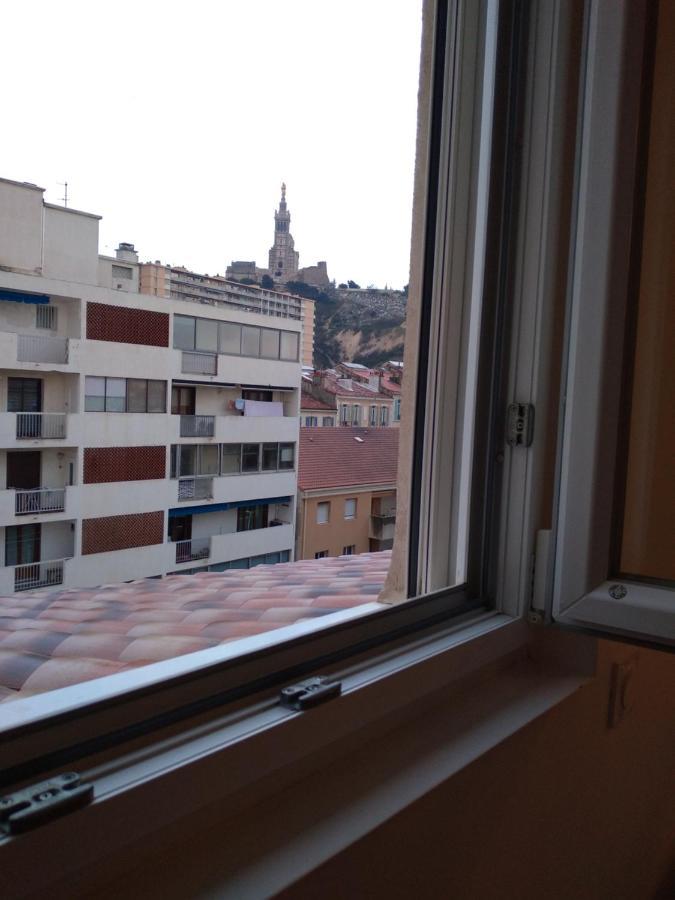 T2 Vue Sur La Basilique De Notre Dame De La Garde Marselha Exterior foto
